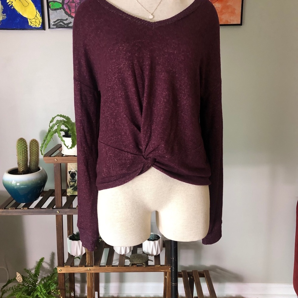 Front knotted sweater, Super soft! EXC cond!